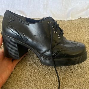 Mudd Vintage Sabby Platform Chunky Heel Loafers